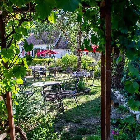 Du Chateau Bellenaves