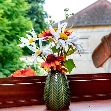 Du Chateau *