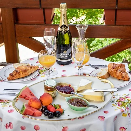 Du Chateau Bellenaves